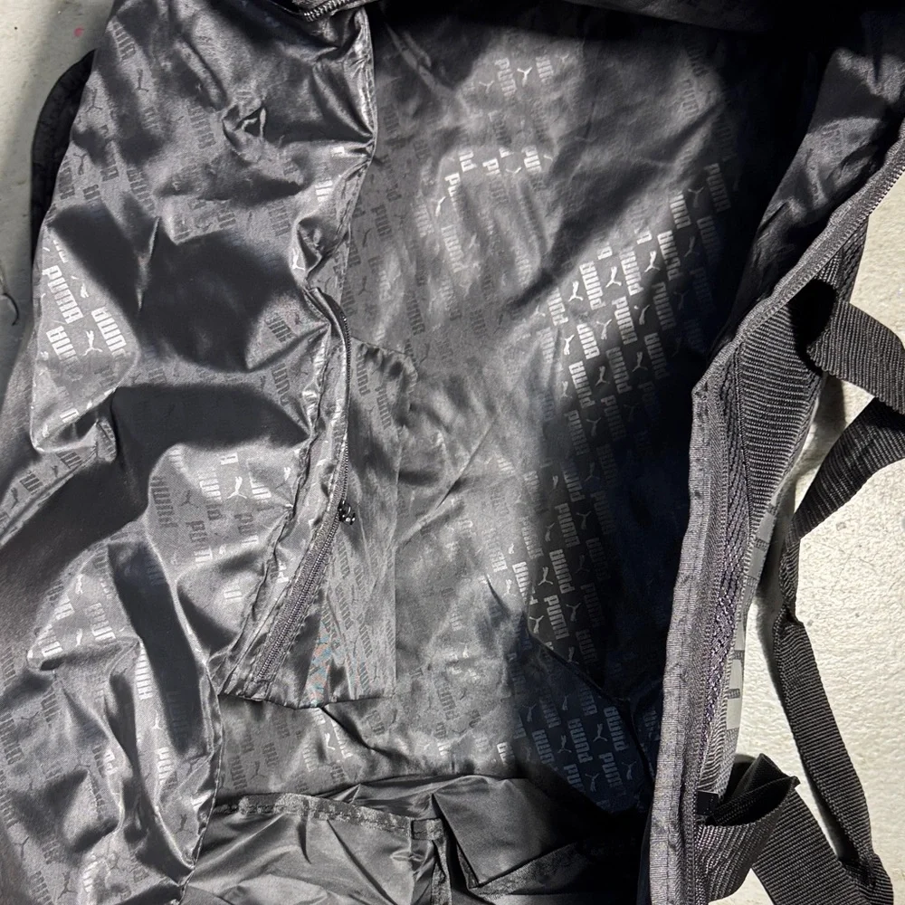 NWOT PUMA Demand‎ Duffel Bag – Black